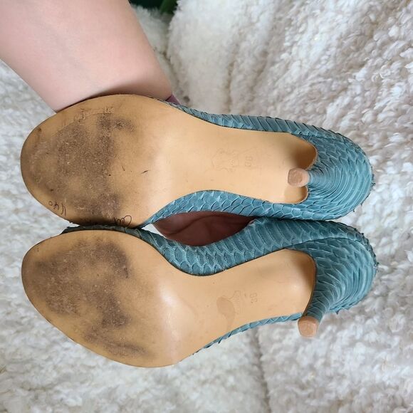 Le Soulier de jerome Lee Turquoise Snakeskin Textured Heels‎ - Picture 5 of 7
